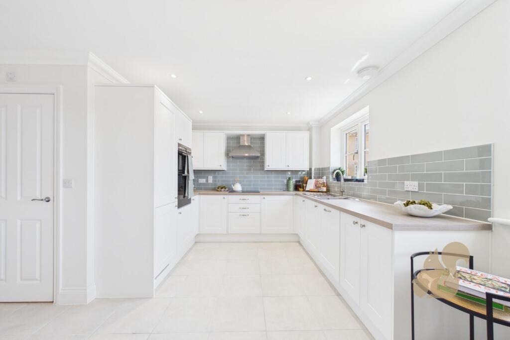 House in Ipswich - View 2