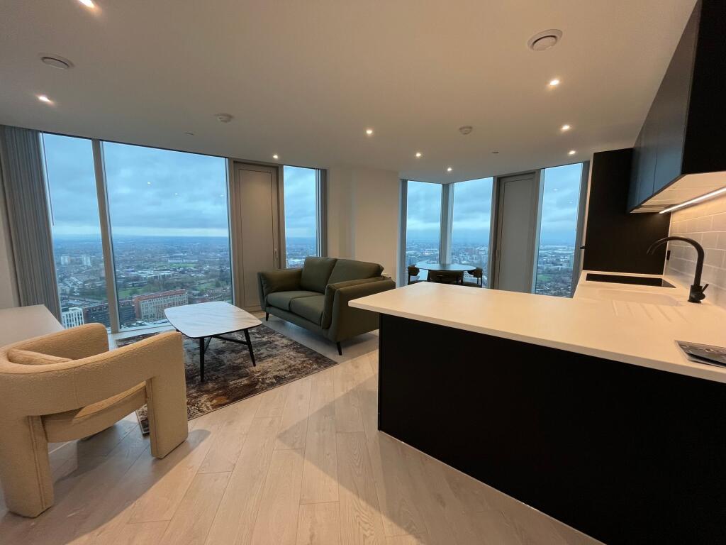 Apartment in Manchester - More