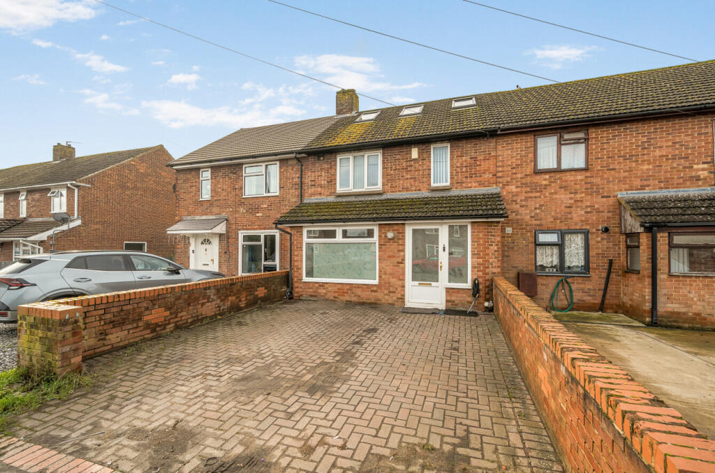 Main image of property: Fremantle Road, Aylesbury, Buckinghamshire