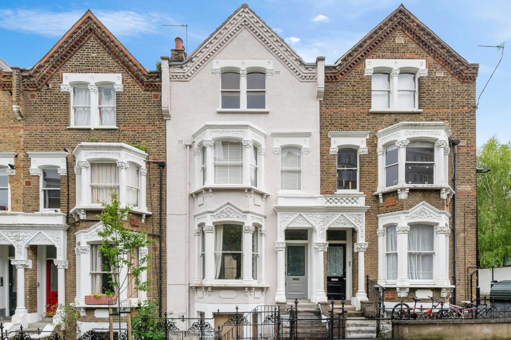 Main image of property: Avenell Road, London, N5