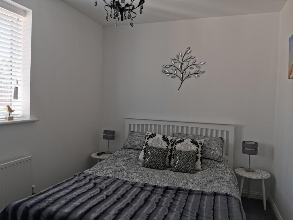 Apartment in Chichester, East Wittering - More