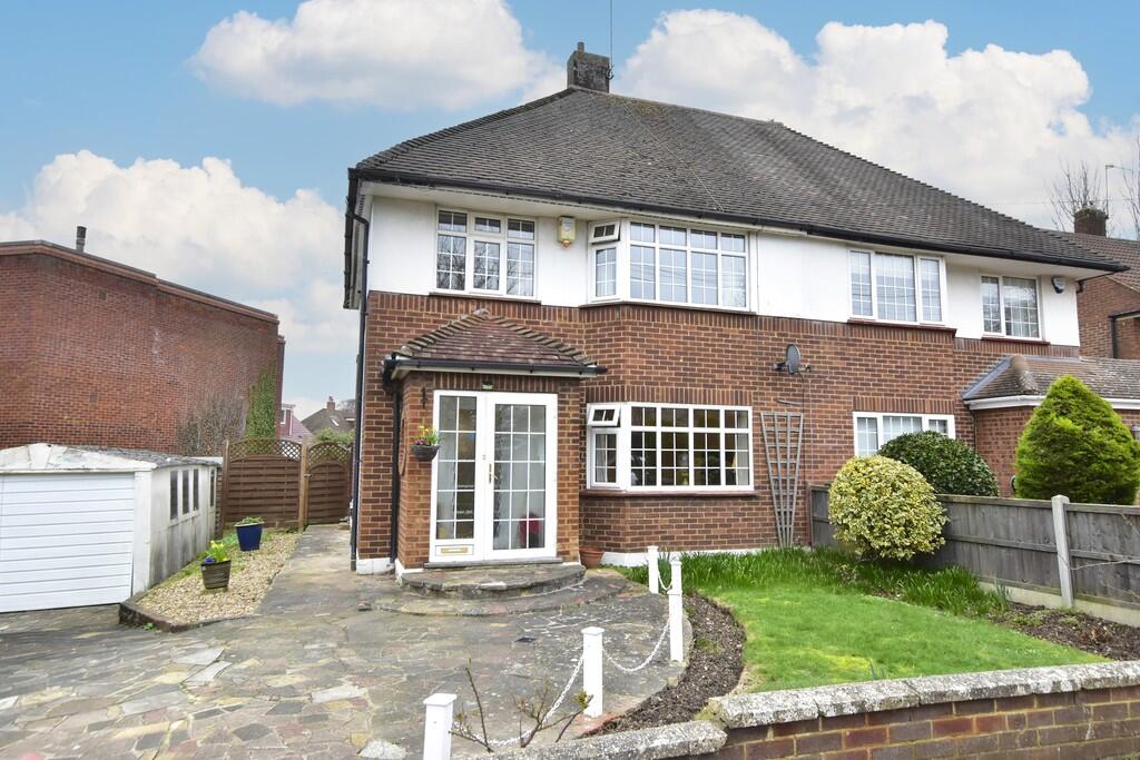 Main image of property: Fourth Avenue