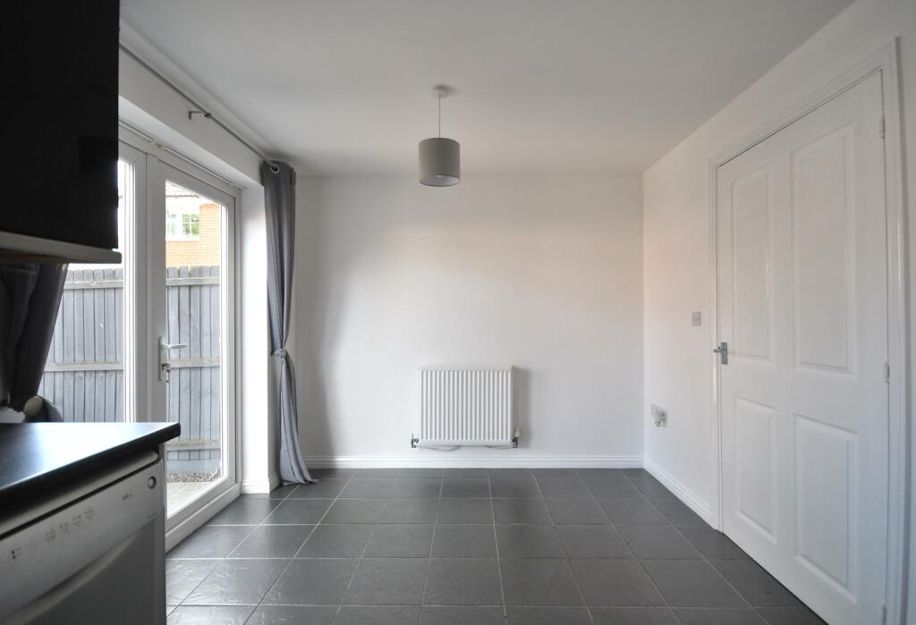 Consort Road, South Wootton, King's Lynn, PE30 photo 4