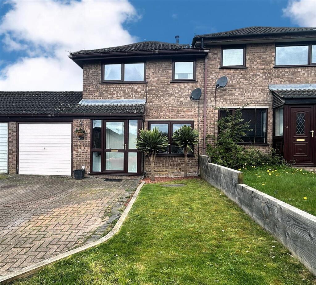 Main image of property: Edinburgh Court, Swanwick, Alfreton