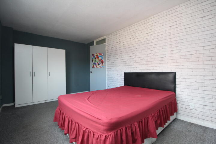 2/2, 34 Maclean Square, Kinning Park, Glasgow G51 1TJ photo 4