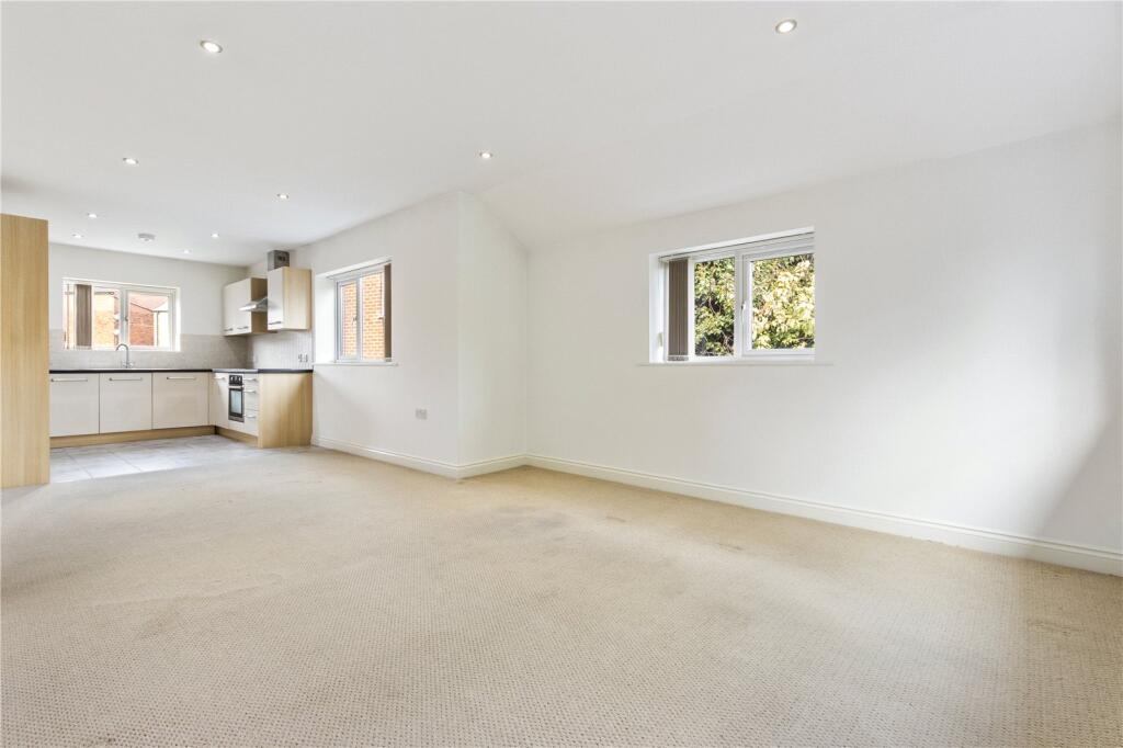 Falcon Mews, Cleethorpes, N E Lincs, DN35 photo 4