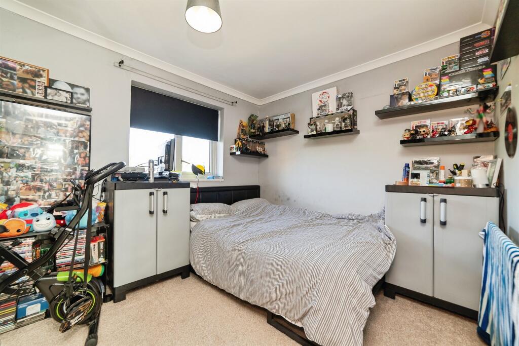House in Stevenage, Poplars - View 5