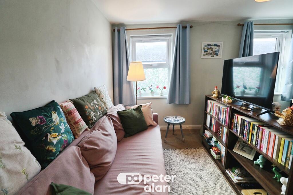 Apartment in Cardiff, Cathays - More