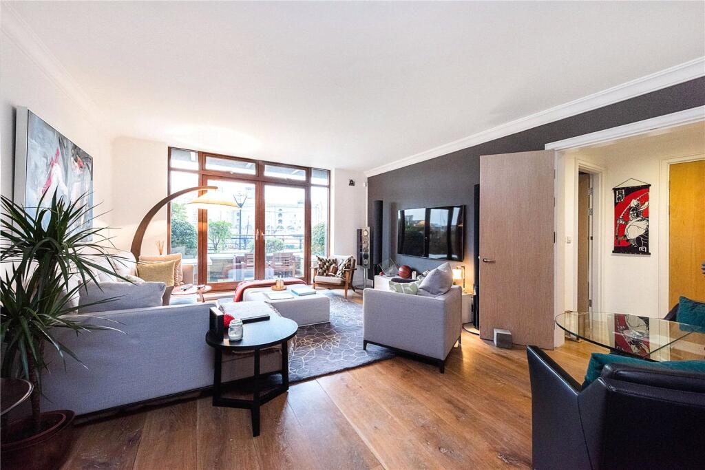 Main image of property: Teal Court, Star Place, London, E1W