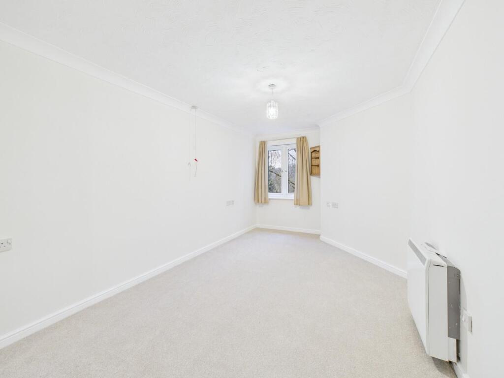 Additional image 5 of Sutton Court, Beech Street, Bingley