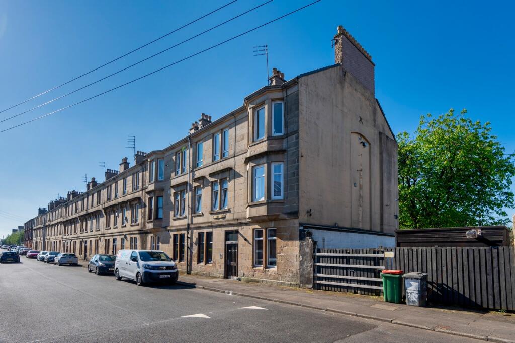 Main image of property: Dunedin Terrace Flat 1-1, Glasgow , Clydebank, G81 1NE