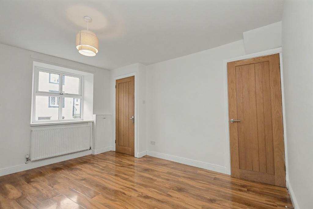 House in Ribble Valley, Clitheroe - View 3