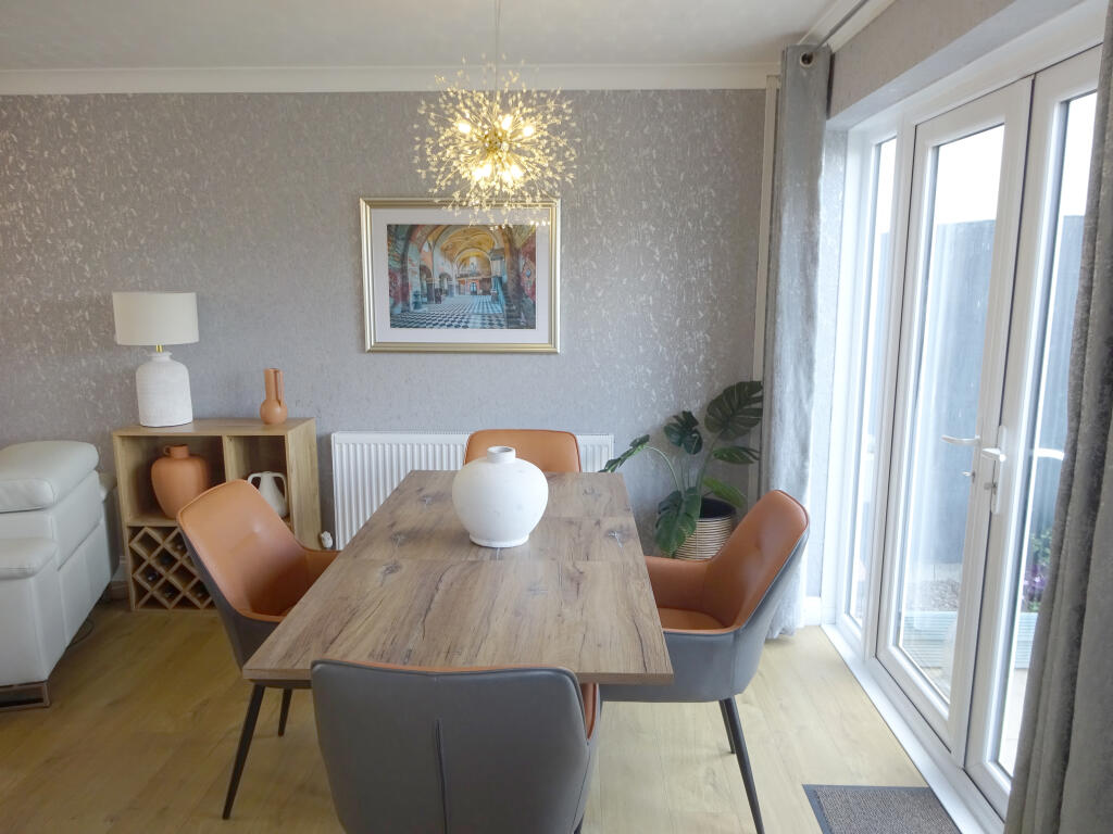 House in Wyre, Fleetwood - More