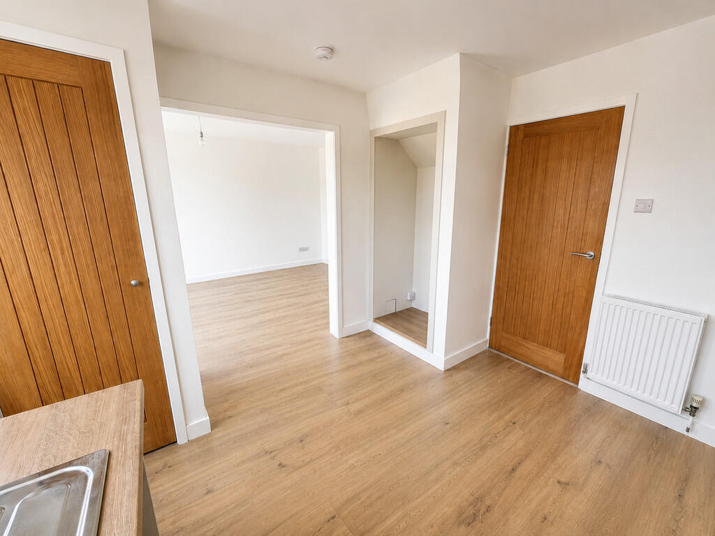 House in Portsmouth - View 5