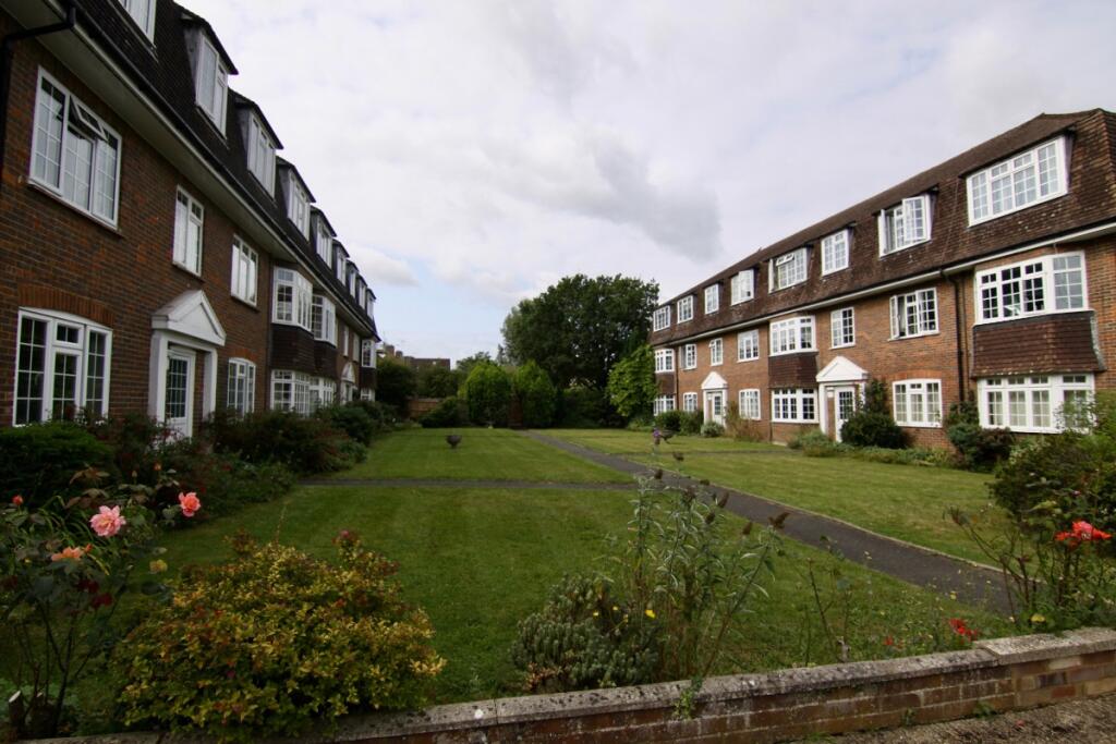 Main image of property: Guildford GU4