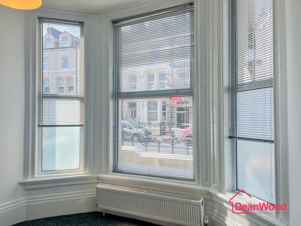 Apartment in Douglas, Willaston - More