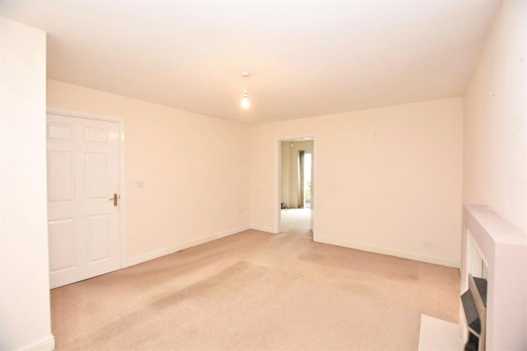 House in Blackburn - View 3