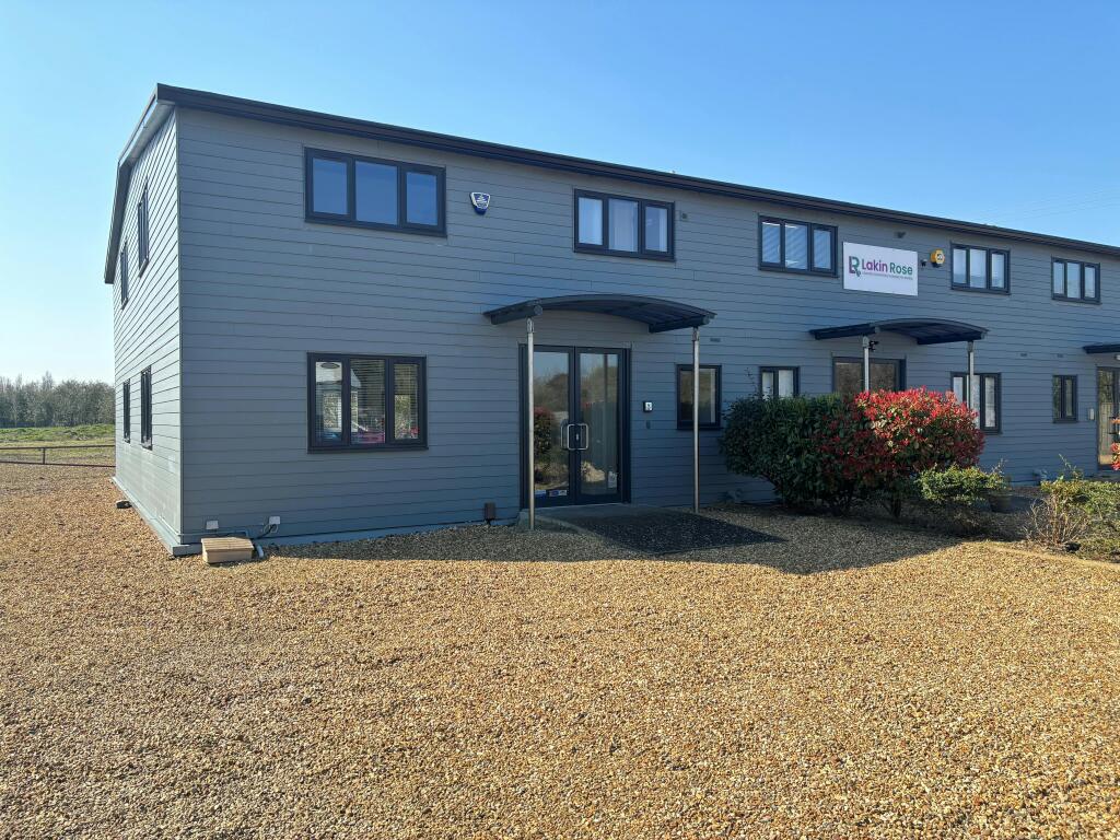 Exterior Photo.jpg