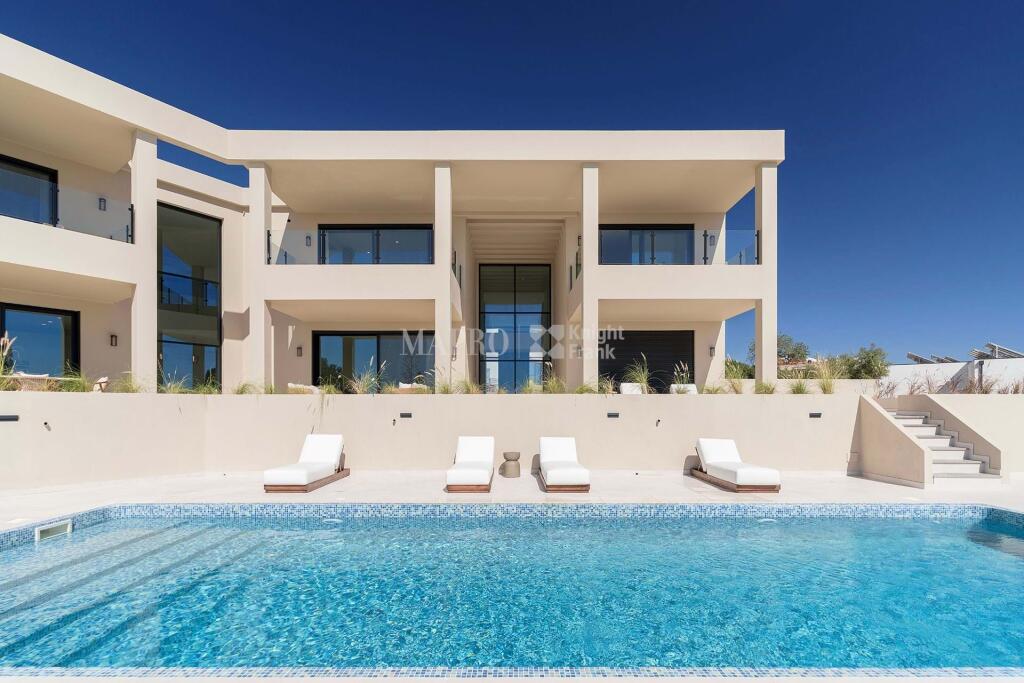 Main image of property: Algarve, Almancil