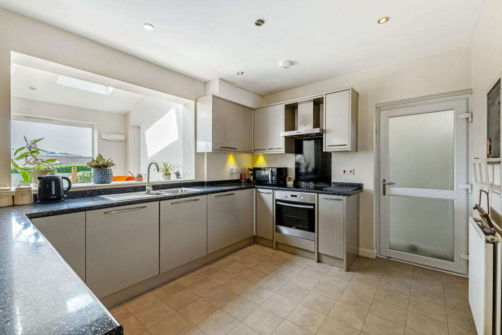 House in Bath - View 4