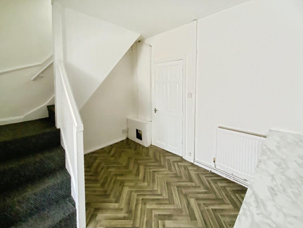 House in Hull - View 3