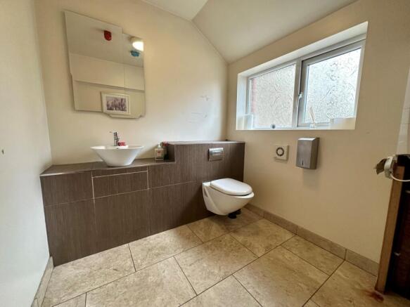 communal bathrom