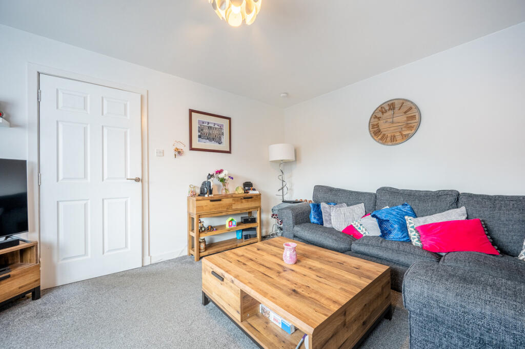Glen Esk Place, Darnley, G53 photo 4