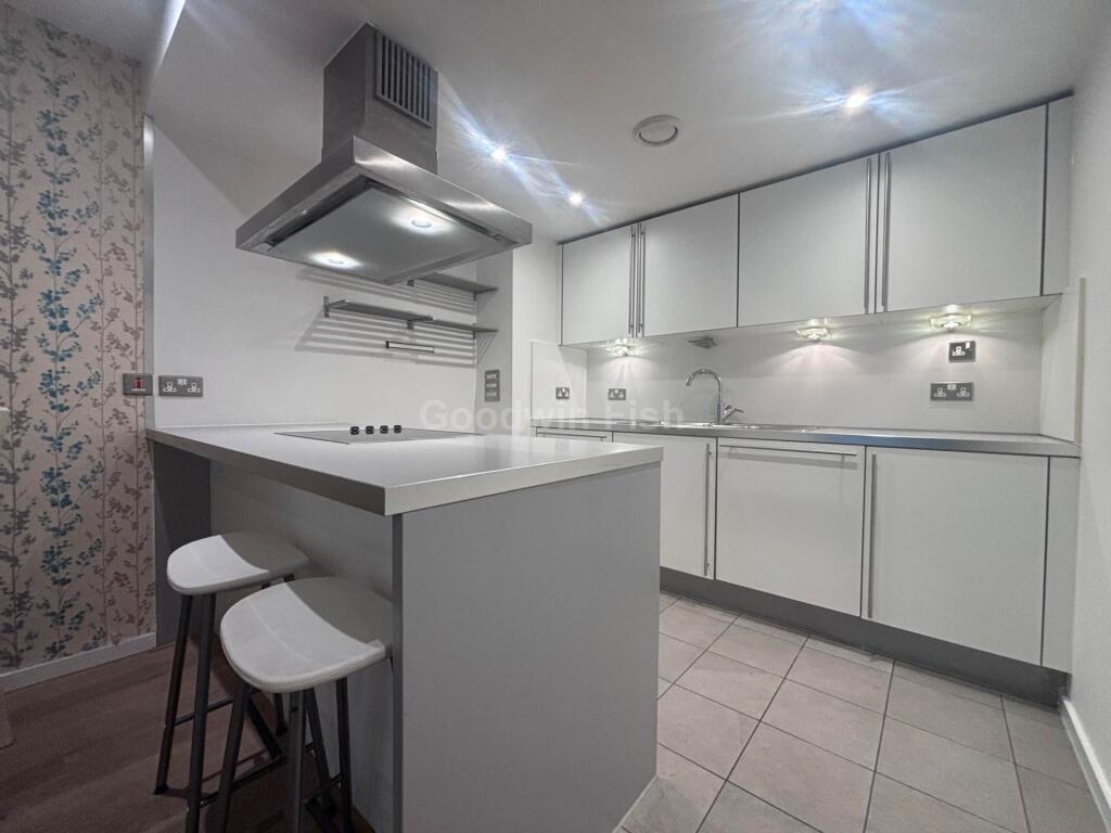 Apartment in Manchester, Castlefield, City Centre - View 4