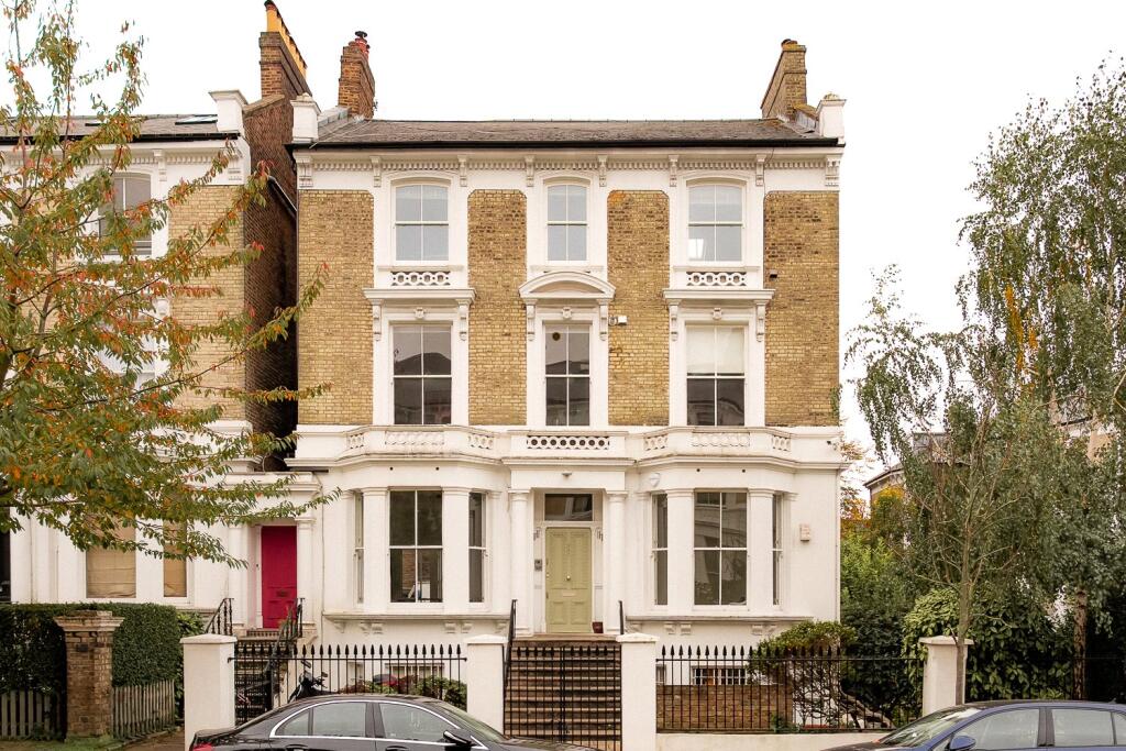 Main image of property: Oxford Gardens, North Kensington, London, W10