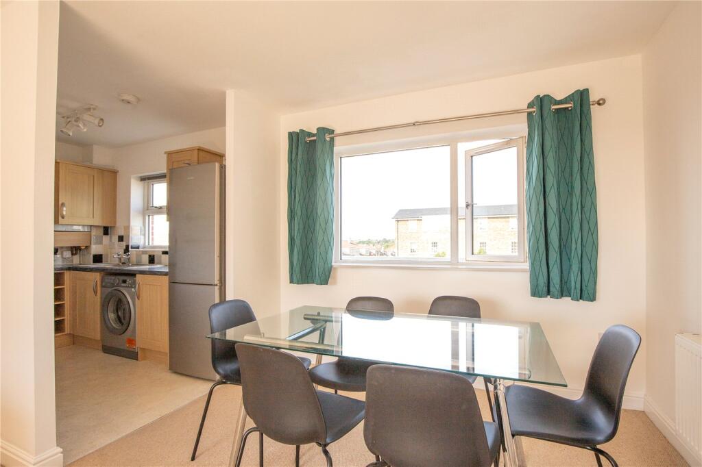 Apartment in Bristol - More