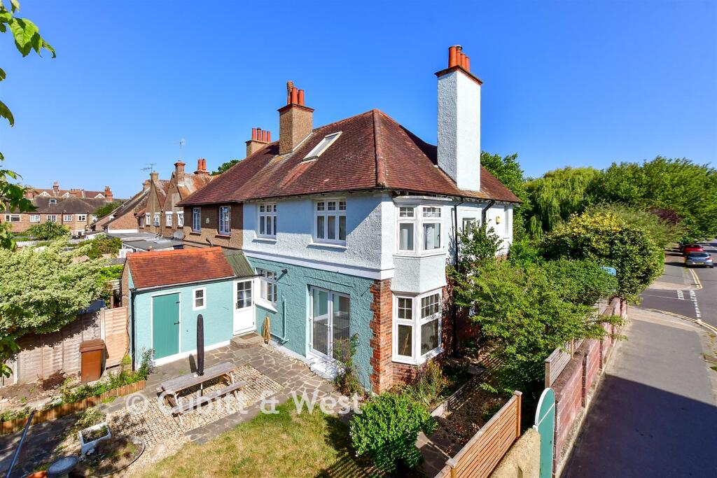 Main image of property: Irvine Road, Littlehampton, West Sussex