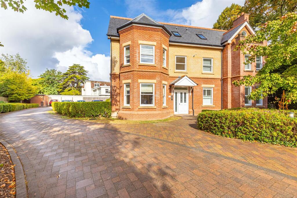 Main image of property: Cavendish Place, Bournemouth
