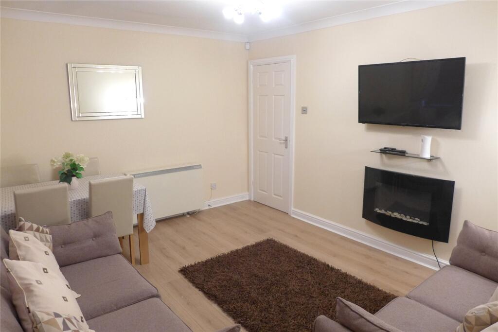 Apartment in Coventry - View 3