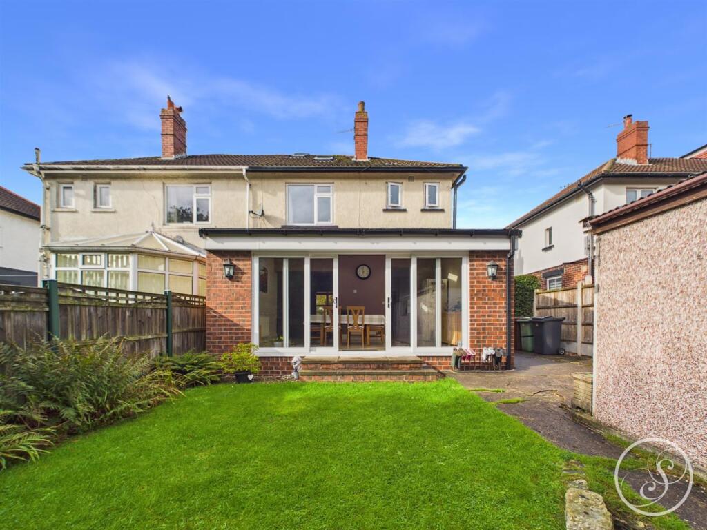 House in Leeds, Colton Common, Manston - View 4