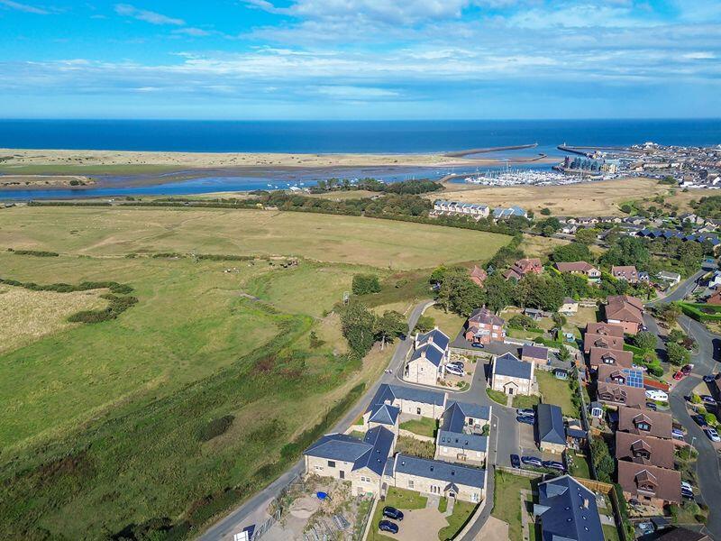 The Sea Barn, Gloster Hill Court, Amble, Northumberland photo 3