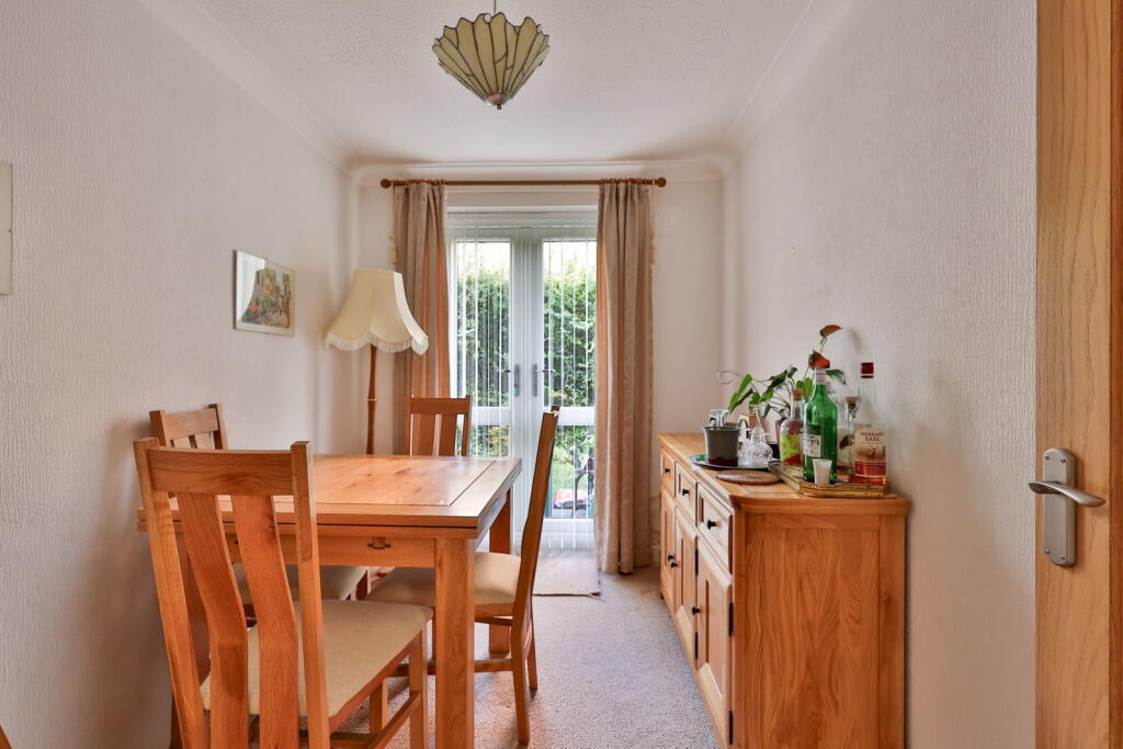 Apartment in York - View 4
