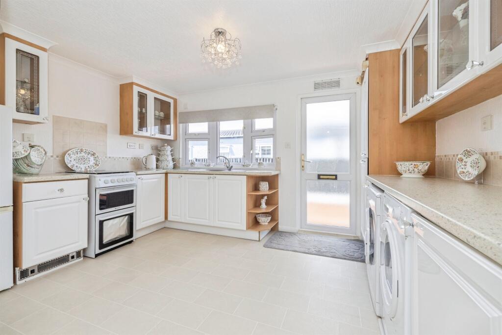Eastbury Road, Watford photo 2