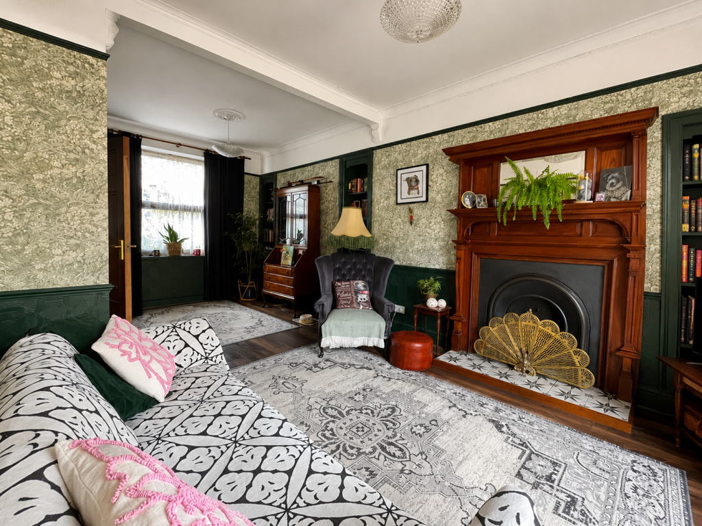 House in Cardiff - More