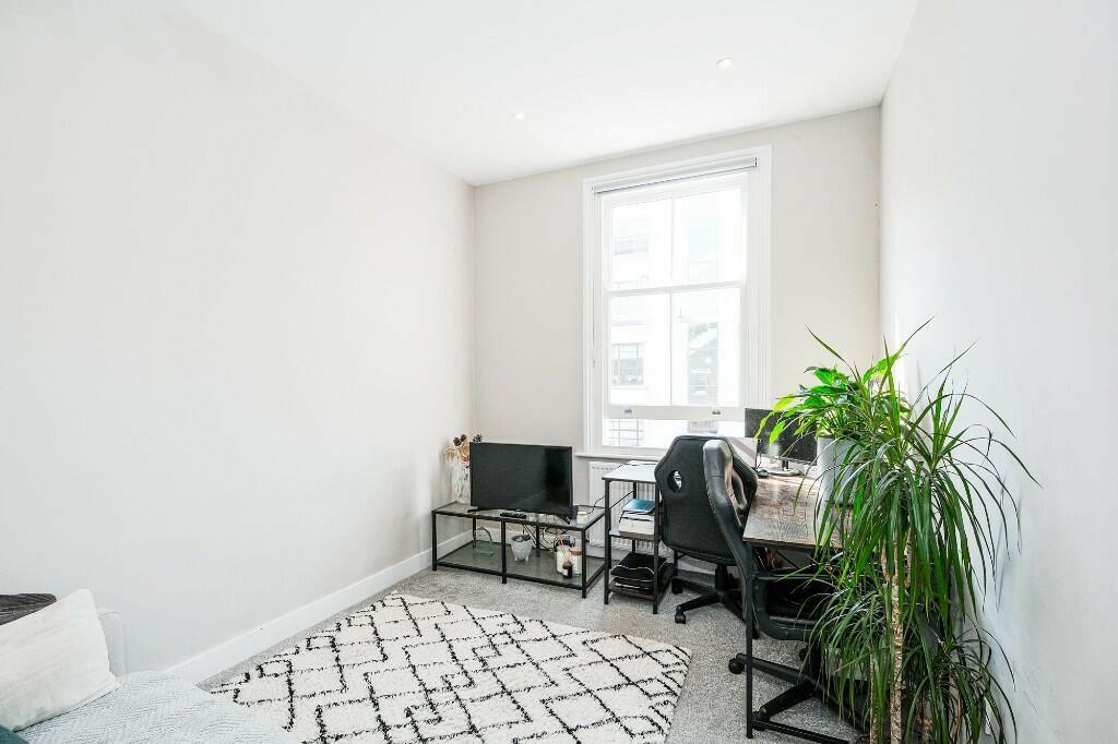 Main image of property: Farringdon Road, London, EC1R