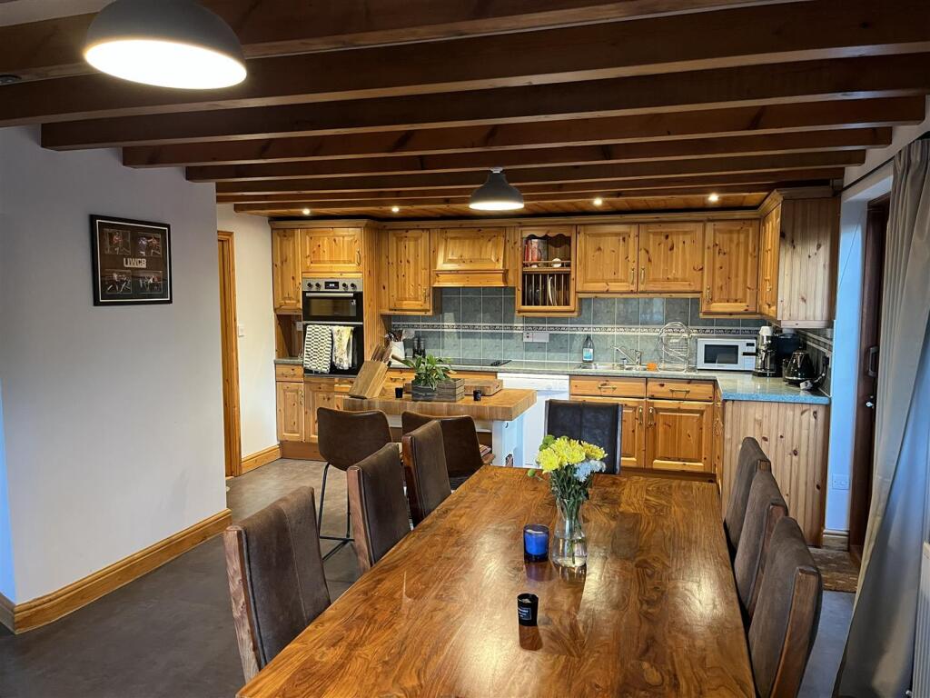 House in Swindon - View 2