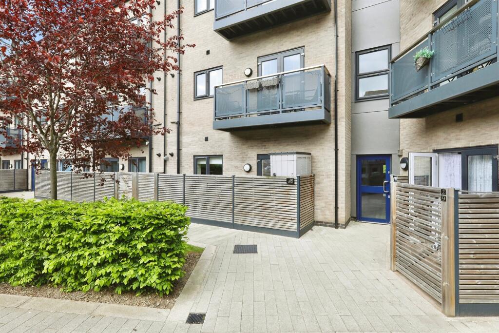 Broom Hayes, Broom Valley, Rotherham photo 4