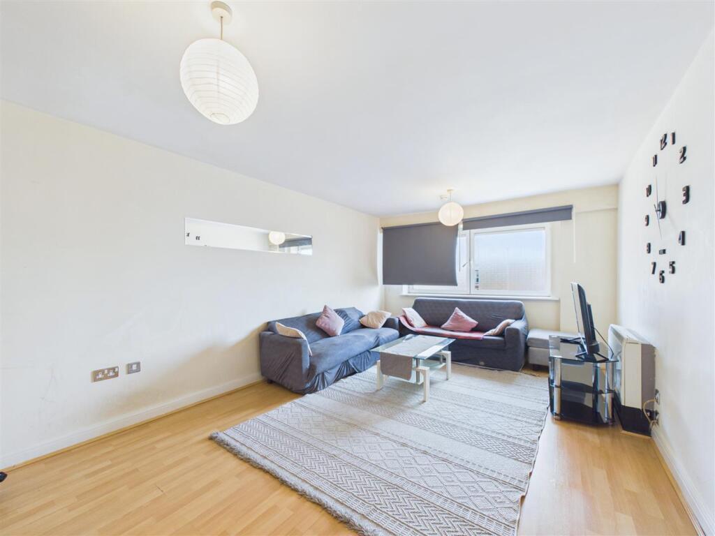Main image of property: Royal Plaza, 1 Eldon Street, Sheffield