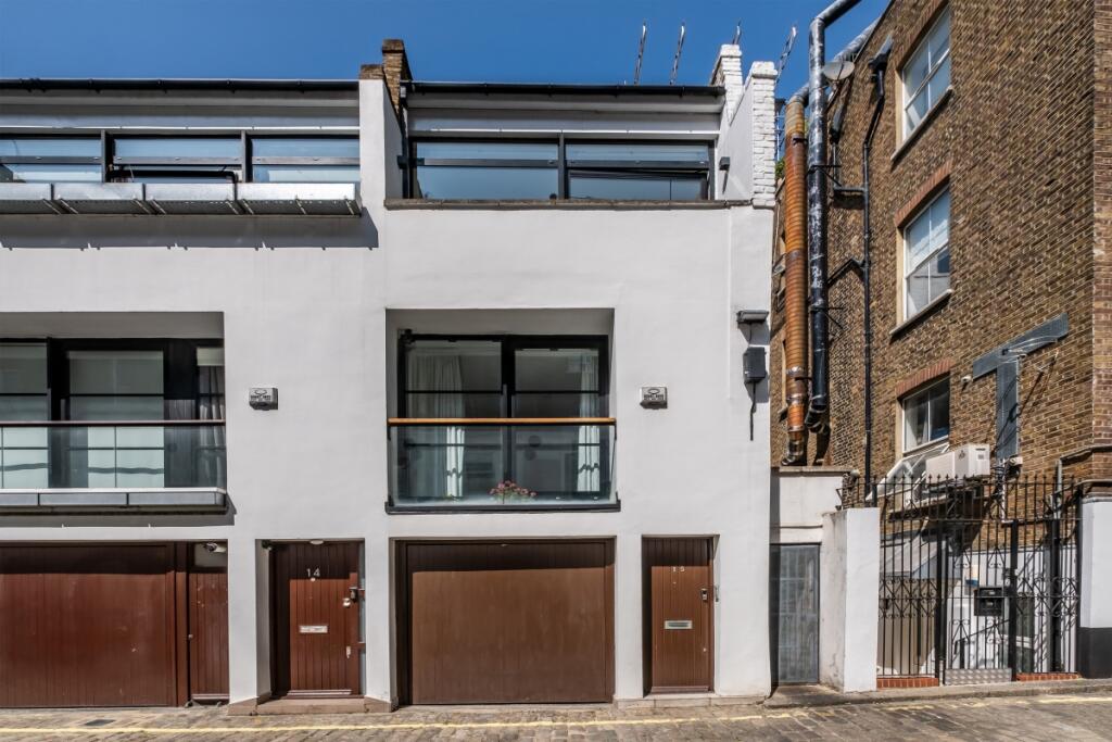 2 bedroom mews property for rent