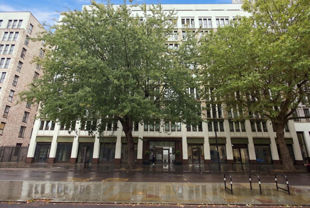 2-bed flat on Buckstone Apartments, Blackfriars Road, SE1, £780,000