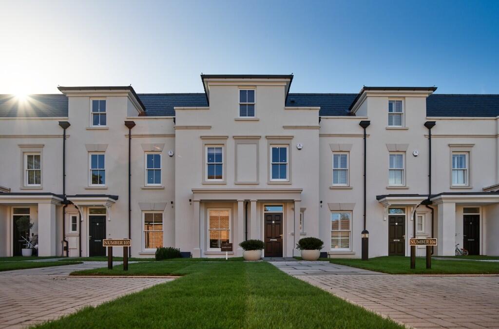 Main image of property: Broadoaks Park,
17 Parvis Road,
West Byfleet,
Surrey
KT14 6EX