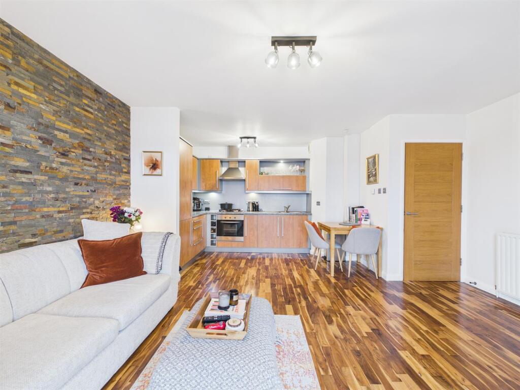 Apartment in Glasgow - View 5