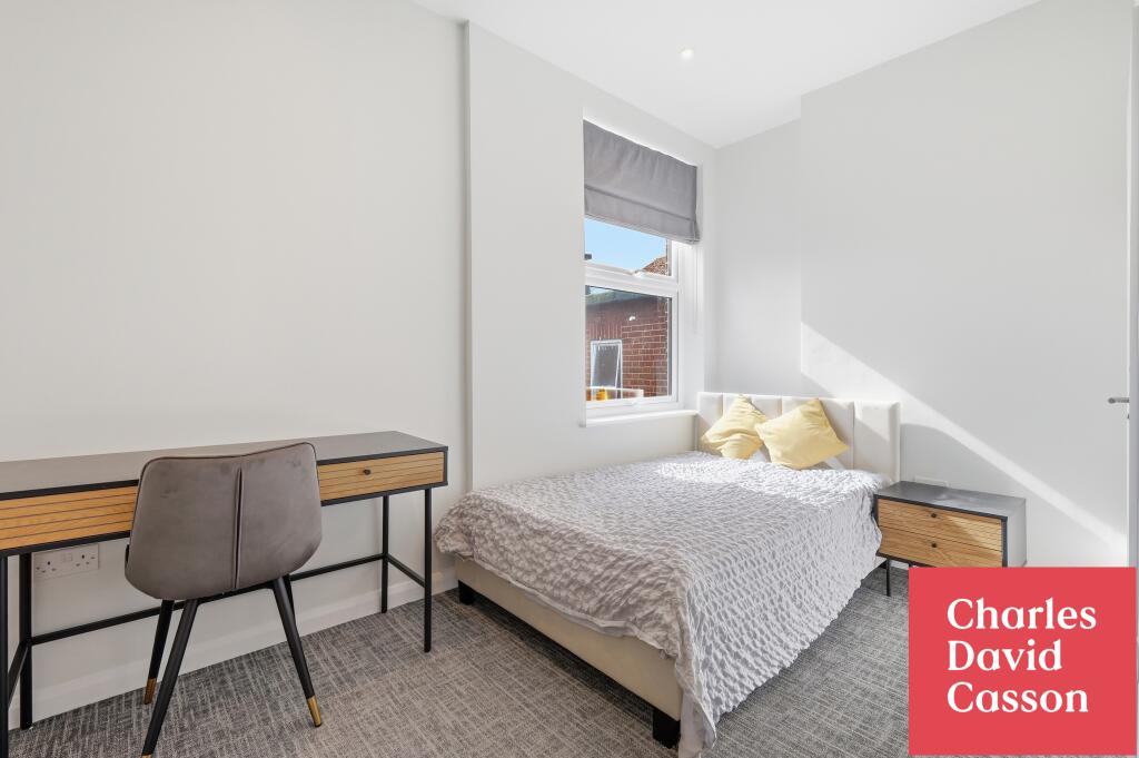 Main image of property: Weston Road, Southend-On-Sea, SS1 1AS
