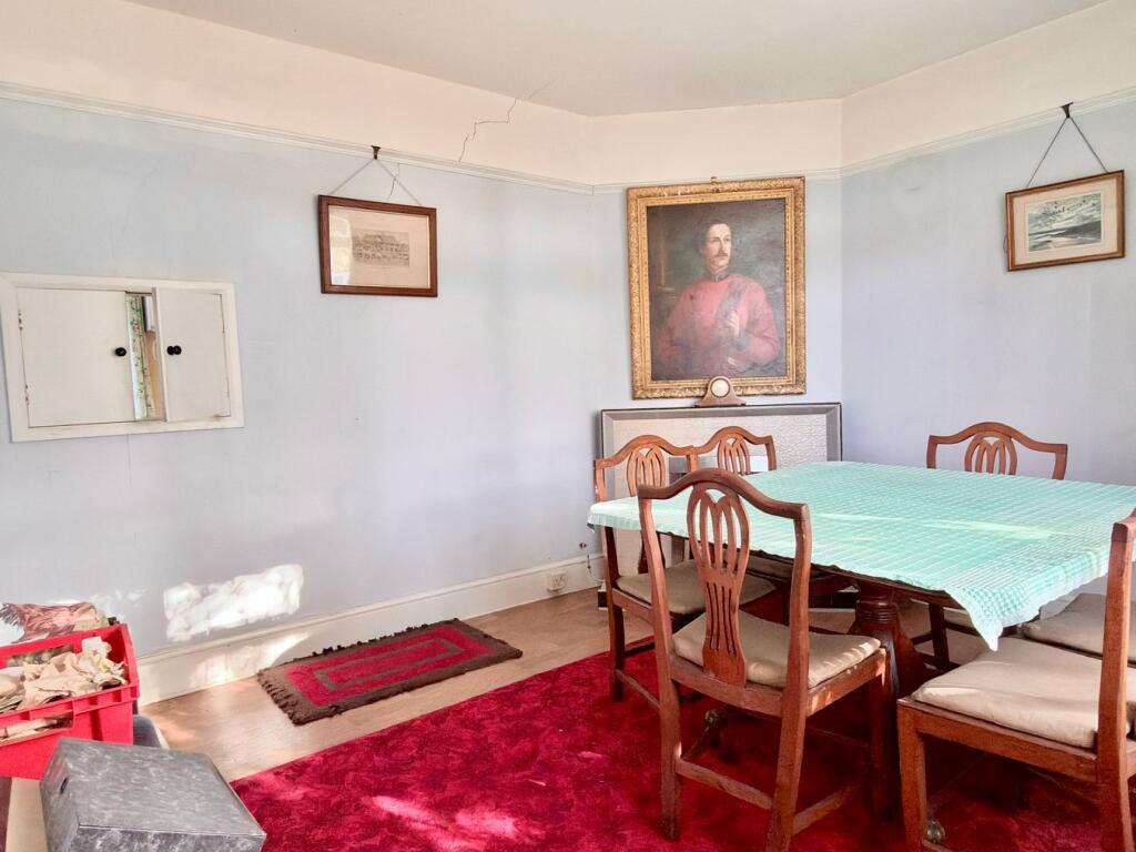 House in Gloucester - View 4
