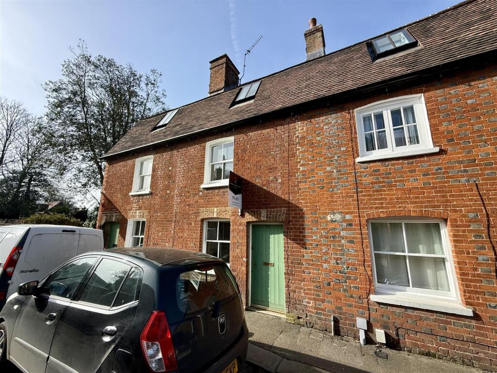 Main image of property: Priory Road, Wantage OX12 9DD
