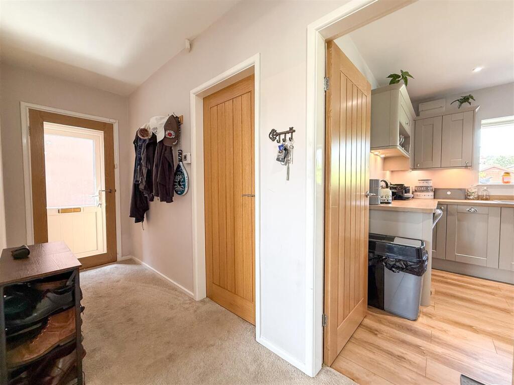 Linden Drive, Gillow Heath, ST8 6BY - Mehr